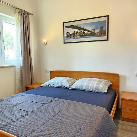 Апартаменты Palera Sea View *