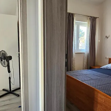 Palera Sea View Апартаменты Лижнян